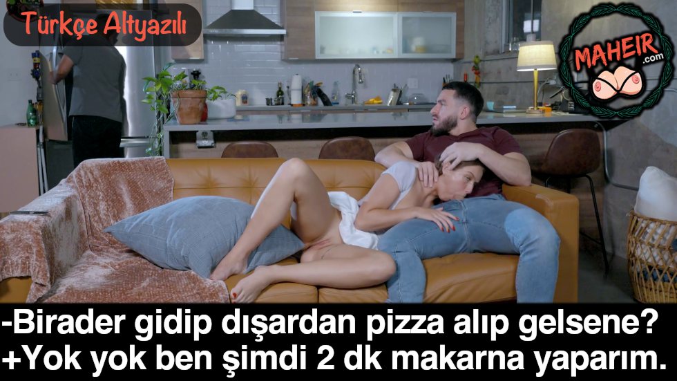 Erkek Arkadaşım Yemek Hazırlarken Abime Saksoya Yattım